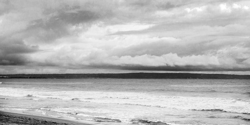 从社区到二次元：动漫文化如何深刻探讨校园暴力、性别认同与阶级固化